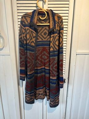 Cable & Gauge Aztec Open-Front Cardigan in Brown, Rust and Navy